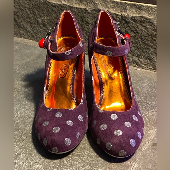 Adorable VTG Poetic License Mary Janes,purple suede w/silver dots,Cherry charm 8 - Picture 2 of 11